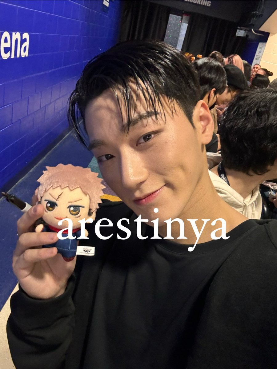 arestinya's tweet photo. san's "itadori?" 😸😸😸😸😸
#ATEEZinChicago #ATEEZ #SAN #산 https://t.co/RlmdmZW3rO