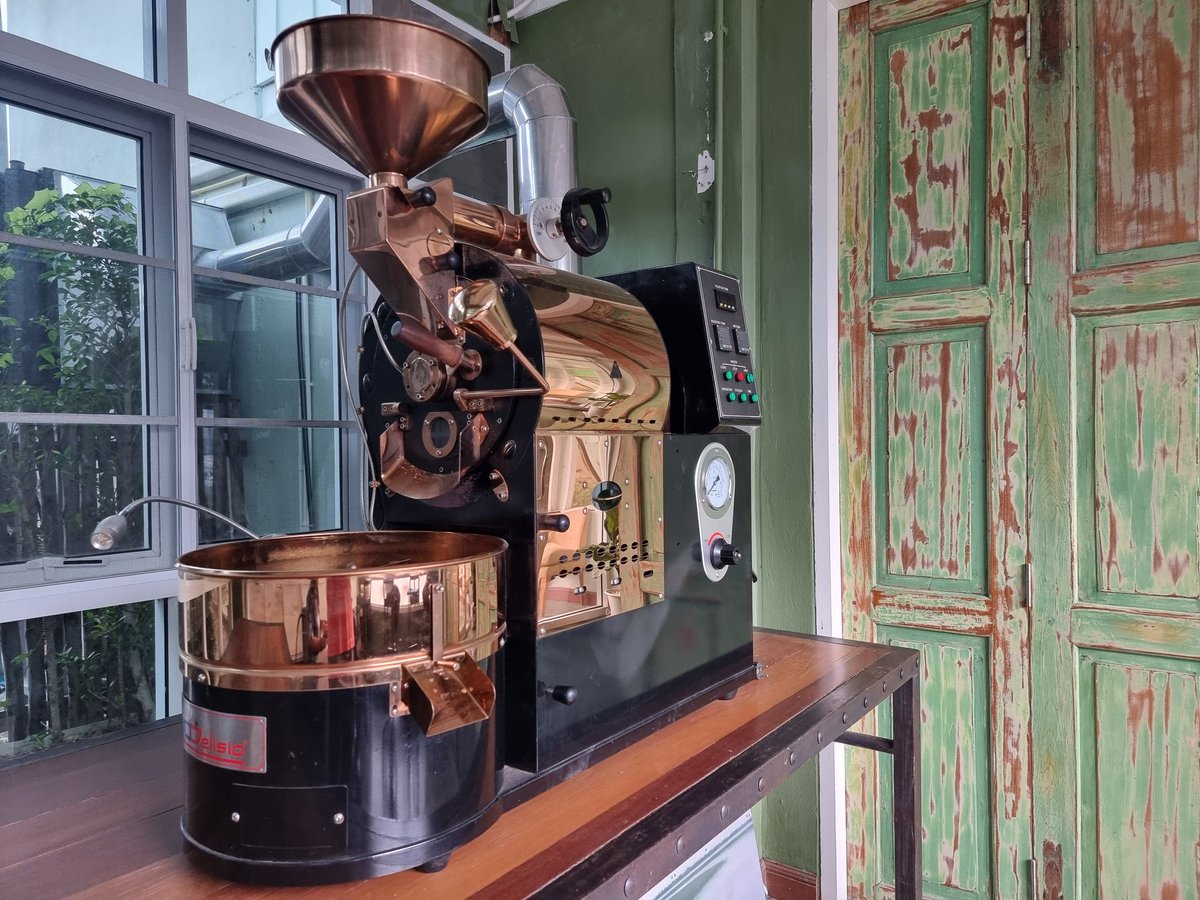 ปกติ coffee studio
ประจวบคีรีขันธ์
อีกหนึ่งร้านกาแฟน่านั่งในหัวหิน ด้วยบรรยากาศบ้านเก่าๆ กับเครื่องดื่มและเบเกอรี่หลากหลายให้เลือก เหมือนเป็นมุมหลบออกจากความวุ่นวายของเมืองหัวหิน นั่งสงบชิลๆ ในซอยหัวหิน 51

มี wifi ให้ ลานจอดรถพอประมาณ ไม่ใหญ่มาก

เวลาทำการ 08:00 - 17:00