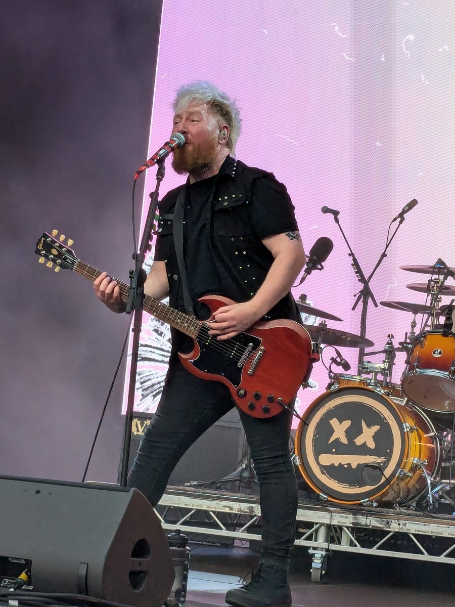 NasusBlyth's tweet image. Great to see a local band playing at @ThePieceHall last  night with  @OhnoitsAvon.  And supporting  the  amazing  @mcflymusic.  @StateOfError