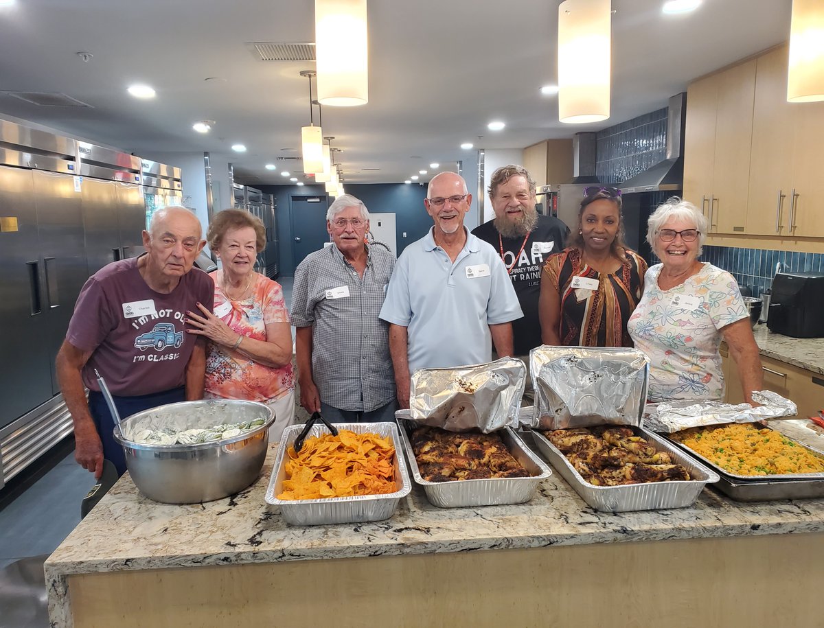 Thank you to our Visiting Chefs at Tomoka Church for donating your time and making delicious meals! 🧑‍🍳 We hope you know just how much your efforts brought comfort and joy to our families. ❤️ #KeepingFamiliesClose #forRMHC #VisitingChef