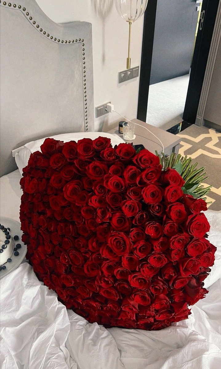 glowingbeauty_'s tweet photo. https://t.co/P8TYzc69ZM