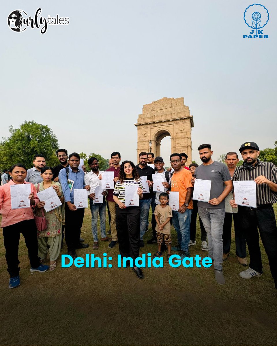 JKPaperIndia's tweet image. We are gathering letters from all around India for our courageous soldiers! We've been to five cities already, and we're coming to yours! 

Plot #1SP, 2nd Floor, Sector-27, Gurgaon, Haryana-122002 is where you can send your letters. 

#JKPaper #CurlyTales #SandeseAateHai