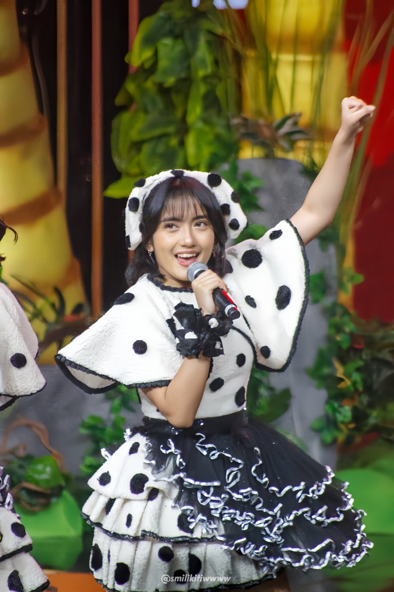 smilikitiwwww's tweet photo. Amandaaa @PS_AmandaJKT48 

~ At Amazing Kids Favorite Awards 2024
[11082024]

#AMAZINGKIDSFAVORITAWARDSGTV 
#JKT48 #GTVNews #Amanda #Cantik #Cakepp #Aselole #Cihuyy #EnjoyThePhoto #Kaciw https://t.co/GKw6gcYEXY