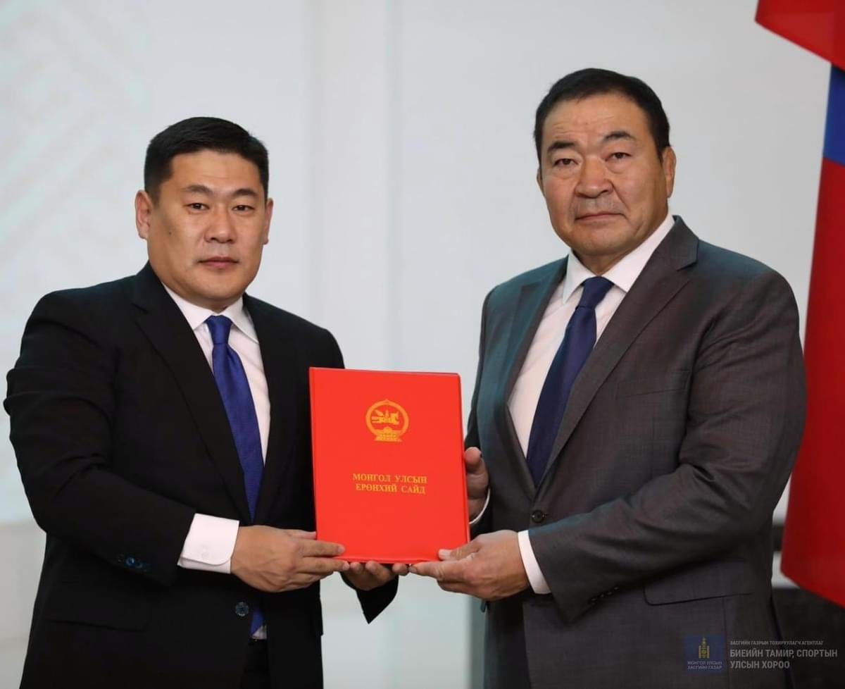 Монгол Улс 2004 оноос хойш буюу сүүлийн 20 жилд анх удаа 1 медалтай олимпоо өндөрлүүллээ. 

Энэ нь бид түүхэндээ анх удаа олимпын яамтай болсны дараах үр дүн. Бүх цаг үеийн түүхэнд байгаагүй өндөр төсөвтэй хороо (114 тэрбум) байлаа. Тус газар нь 180 ажилтантай ба энэ газар орох
