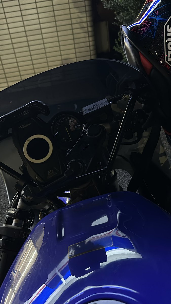 有明のローソンで疲れて休憩〜