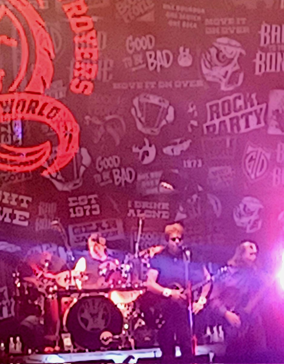 Sarah Kendzior tweet media