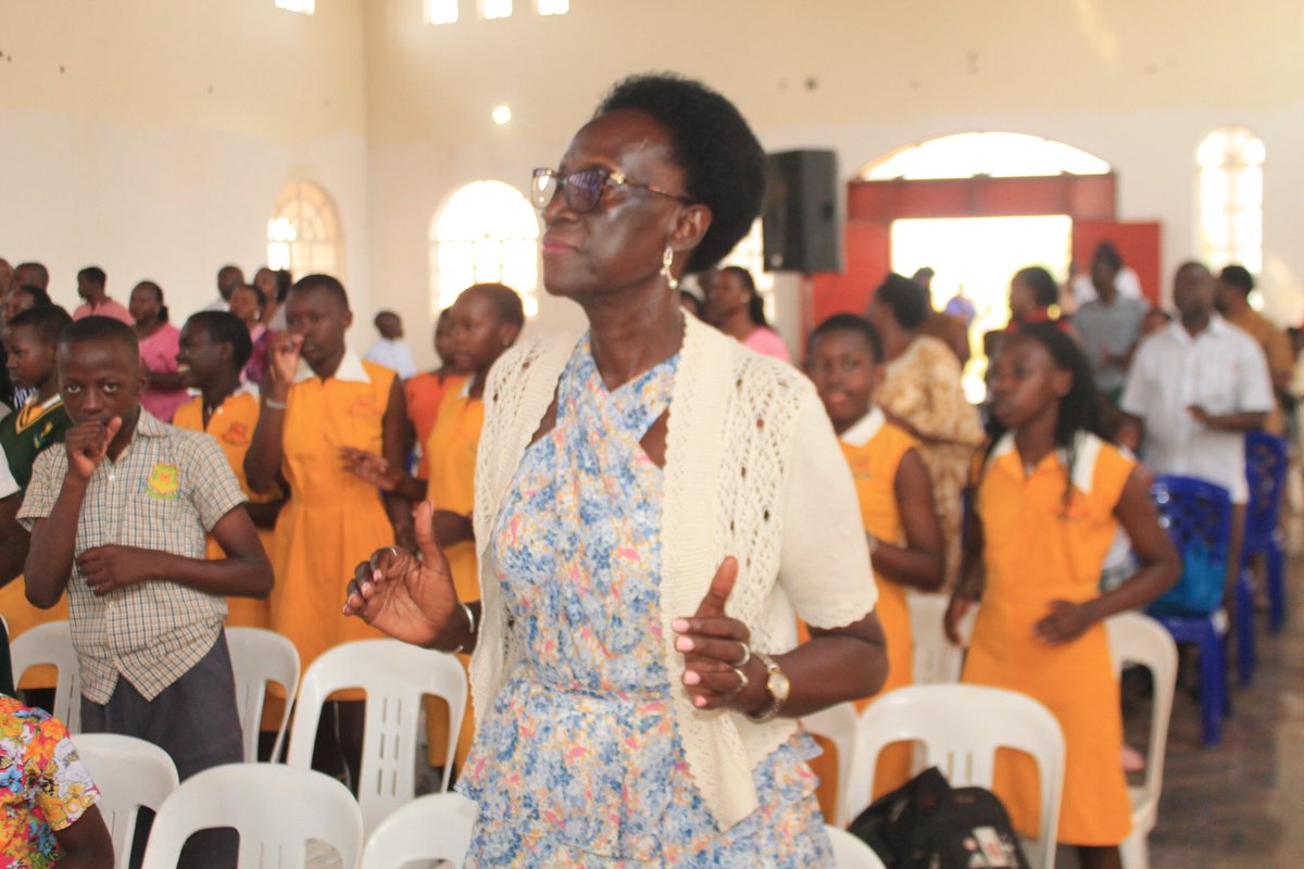 All Saints Church Manyangwa (@ascmanyangwa) on Twitter photo Today 11th August 2024 Lay Reader Joshua Mugooda encouraged the congregation to leave the past and focus onto the future
We see an example of Paul who used to sacfrice christians but he didn't focus on that but turned to preaching the word
<a href="/ChurchofUganda_/">Church of Uganda</a>
<a href="/Online_COU/">Online Church of Uganda</a> Today 11th August 2024 Lay Reader Joshua Mugooda encouraged the congregation to leave the past and focus onto the future
We see an example of Paul who used to sacfrice christians but he didn't focus on that but turned to preaching the word
<a href="/ChurchofUganda_/">Church of Uganda</a>
<a href="/Online_COU/">Online Church of Uganda</a>