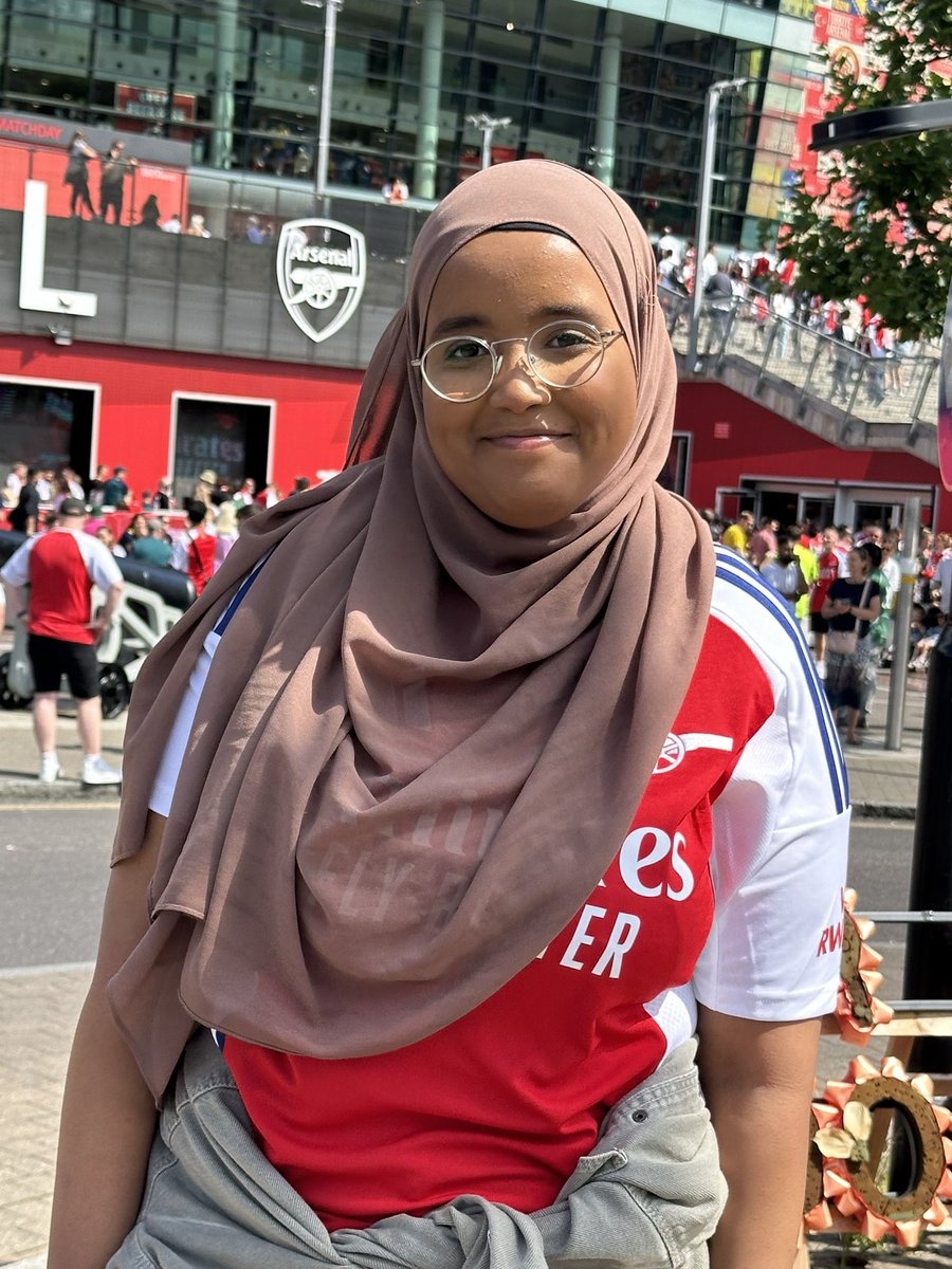 Amy Lawrence tweet media