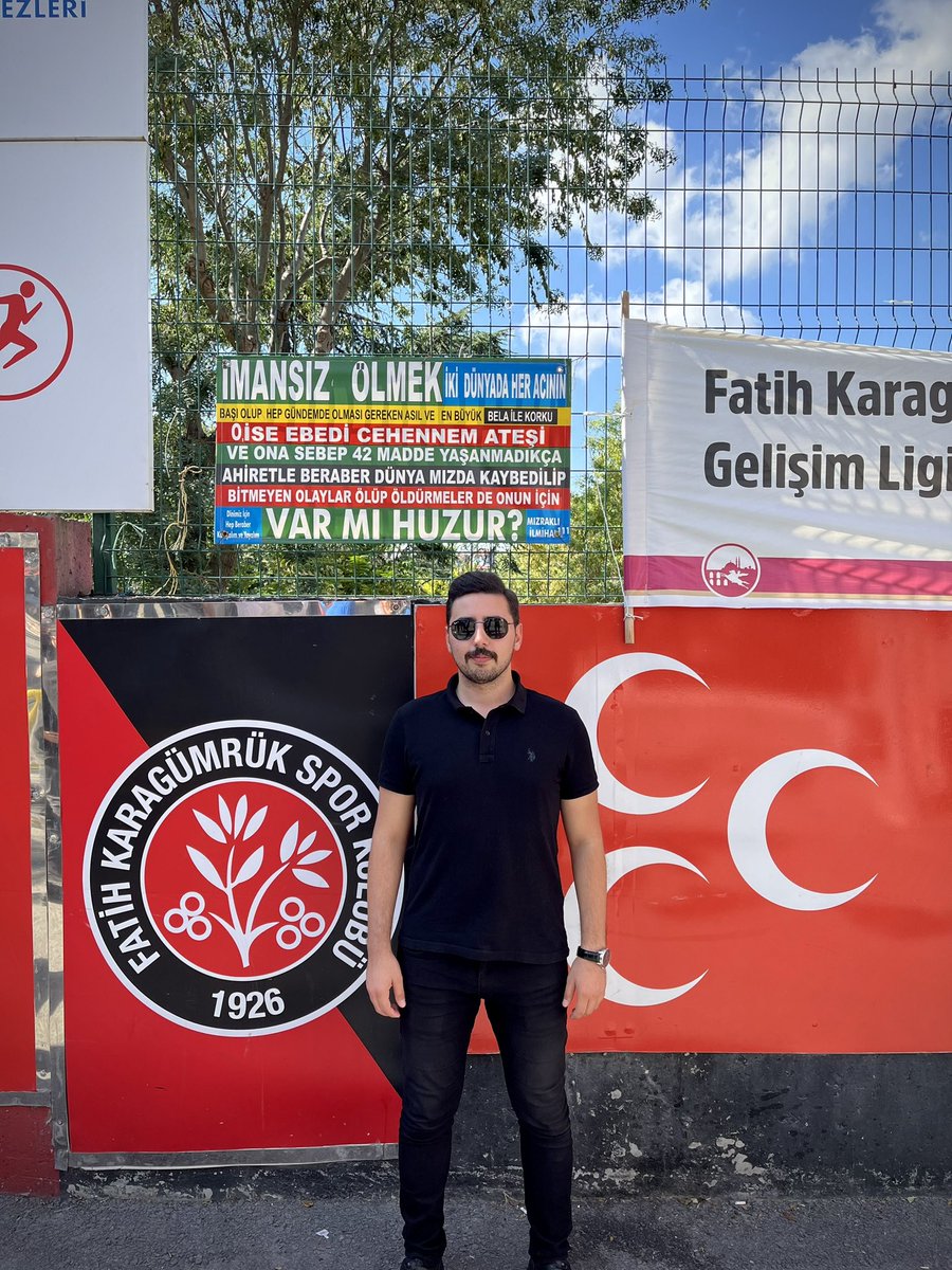 📍KARAGÜMRÜK

“İstanbul'un bütün semtlerini iyi bilirim. Karagümrük'e de sevdalıyımdır.”

Liderimiz Sayın Devlet Bahçeli