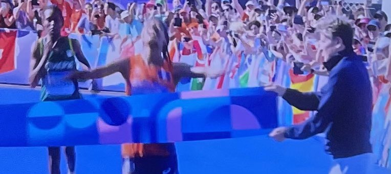campbellclaret's tweet image. Two bronzes and now a marathon gold in Paris for Hassan of The Netherlands to follow the three medals she won in Tokyo. A refugee. Making her new country proud.