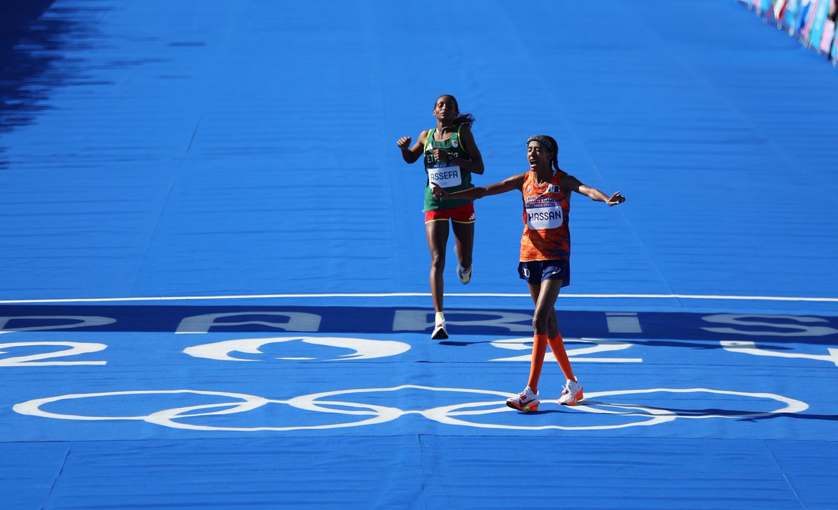 3 MEDALS AT <a href="/Paris2024/">Paris 2024</a> 🤯

🇳🇱's <a href="/SifanHassan/">Sifan Hassan</a> does what no one deemed possible: she wins 3 Olympic medals 😮‍💨

5000m 🥉 
10,000m 🥉 
Marathon 🥇 

UNBELIEVABLE 🙌

#Paris2024 #Olympics