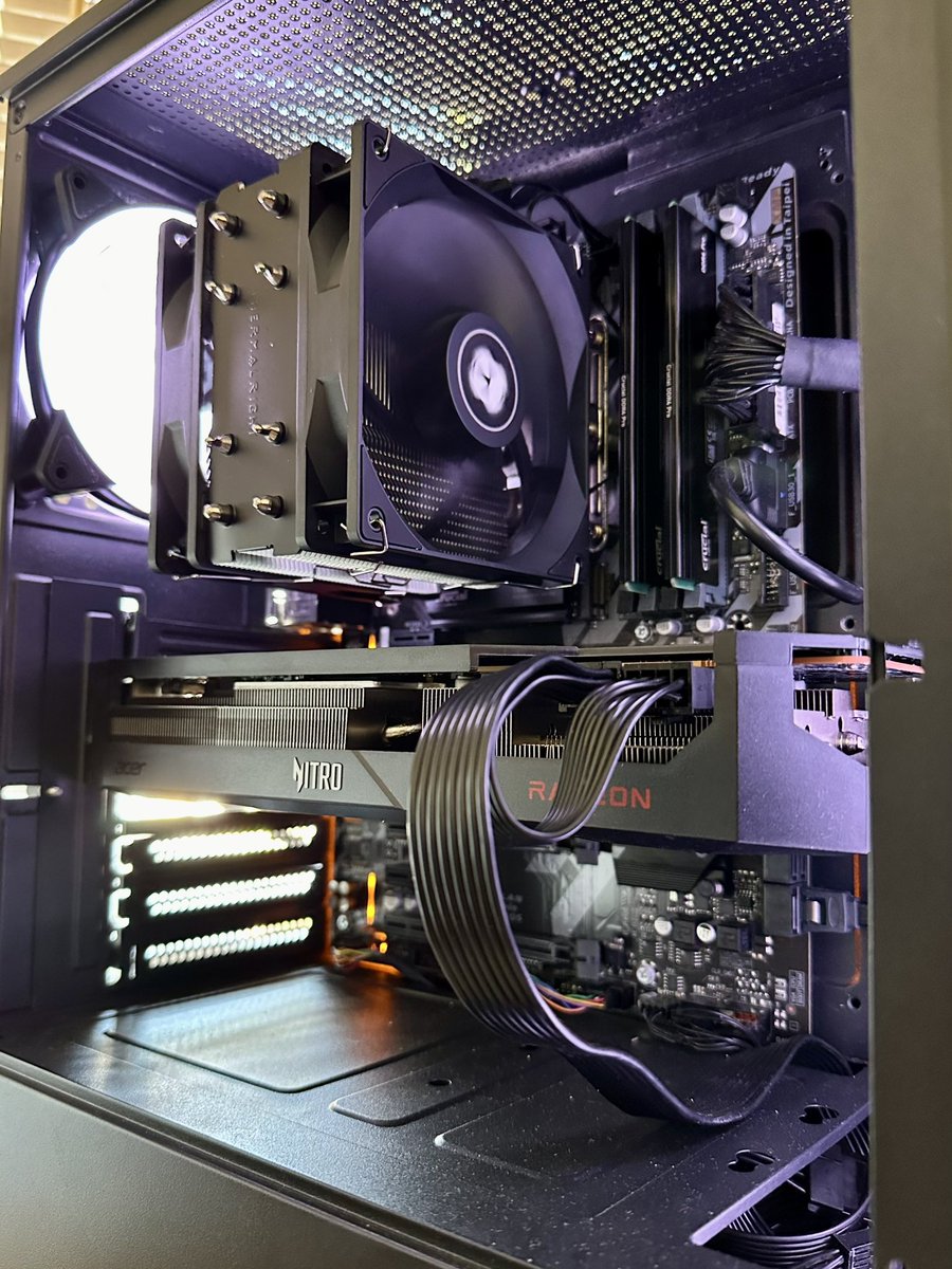 New parts! Swapped out the Gen 3 Toshiba 512Gb Nvme for a Gen 4 Crucial 2Tb Nvme and replaced the Arctic 11 LP CPU Cooler for a more substantial Thermalright Assassin X 120 Refined SE Plus.