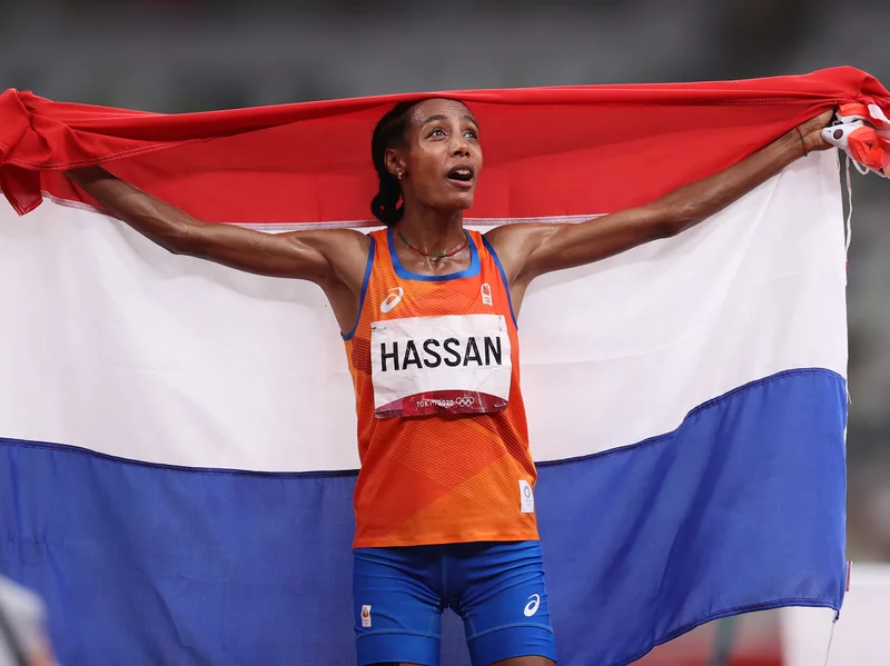 One of the most incredible athletes of all time.

Less than 40 hours after a bronze in the 10k, she demolished the Olympic Record for the Marathon.

3 Golds and 3 Bronzes, in 3 years, from 1500 to Marathon.

Unbelievable runner.

#Sifanhassan #OlympicGamesParis2024 #marathon