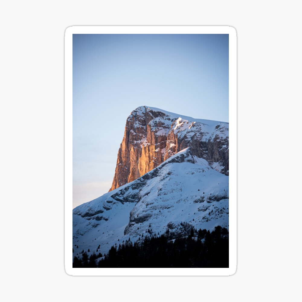 DavidGabis's tweet photo. Peak de Bure basked in the warm glow of the bright sun at sunrise. Perfect for nature lovers! bring a touch of the great outdoors into any space!

#sunset #sunrise #findyourthing #redbubble #devoluy #mountain #snow #winter #artprint #photography #landscape #france #picdebure https://t.co/b6847dyDnR