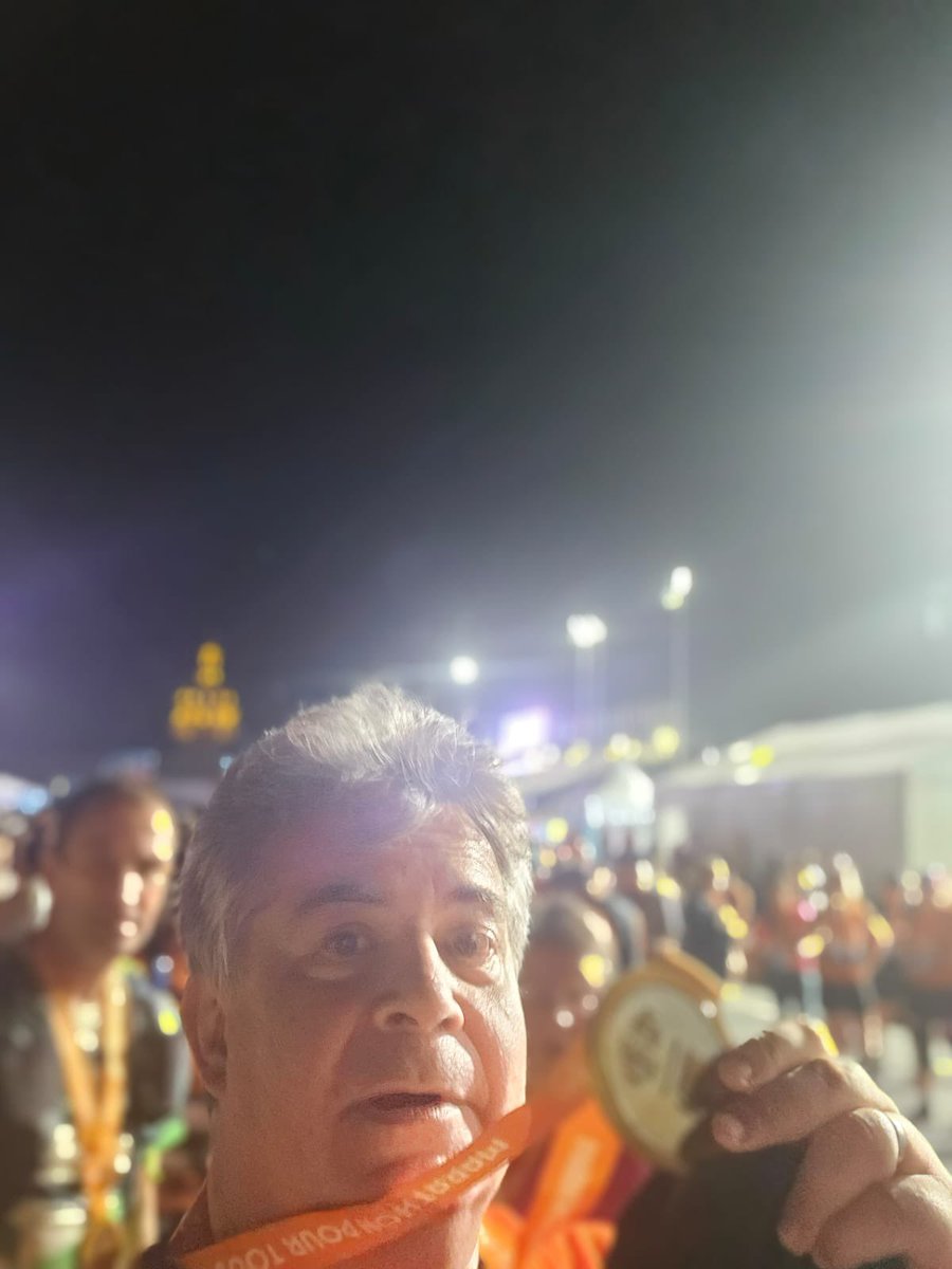 Un tsunami <a href="/orange/">Orange</a> dans les rues de la capitale cette nuit. Merci aux 1200 collègues sur les 40 048 runneurs et runneuses amateurs dont plusieurs dizaines d’<a href="/OrangeIDF/">Orange Île-de-France</a> qui sont entrés dans l’Histoire en participant à la 1ère épreuve des JO #Paris2024  ouverte à tous avec le