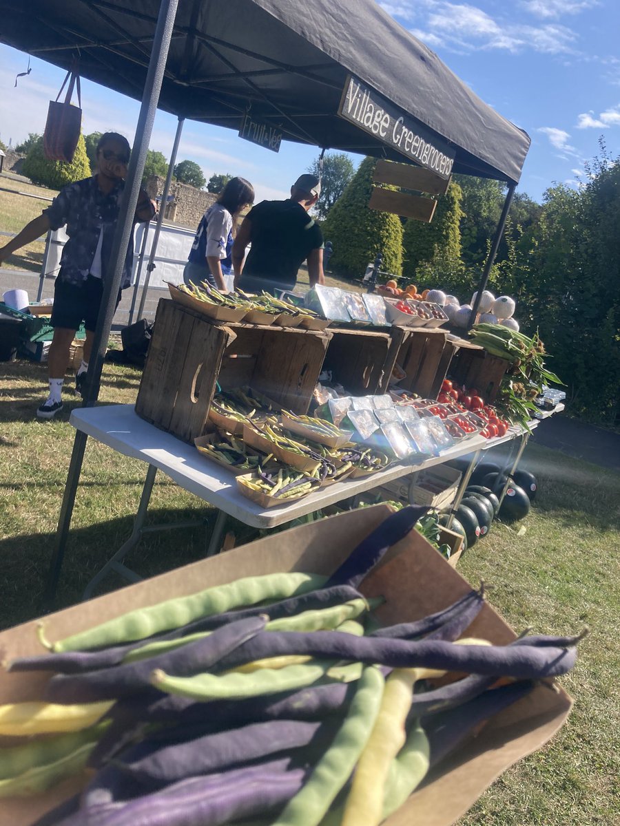 GreenGoddessPub's tweet image. We’re down at @lesnes_abbey farmers market today 10-4pm. Find us next to @vgreengrocers where I’ve just nabbed some flipping tasty beans from @SitopiaFarm #keepitlocal 

This our last market here until October. Come drink us dry!