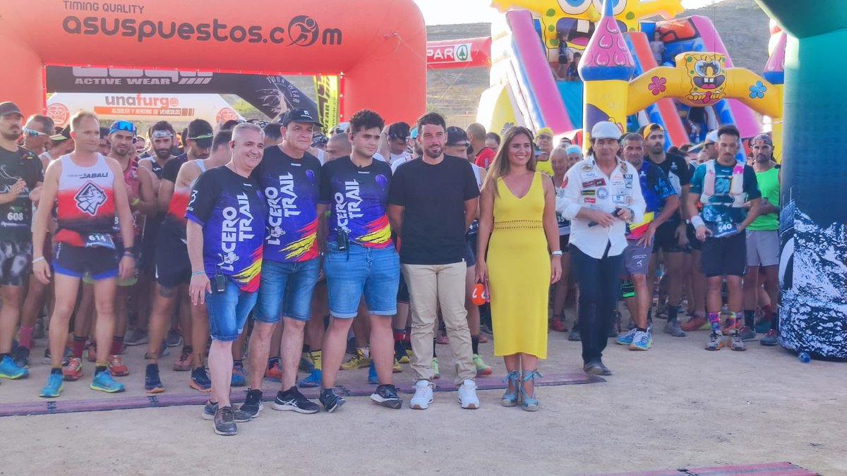 CartagenaPP's tweet photo. 🏃🏽‍♂️Nuestro concejal, José Martínez, y la presidenta de la #JuntaVecinal, @PEMENDI, acudieron a la salida y entrega de trofeos 🏆 del III Lucero Trail de #Perín. https://t.co/CthMPOj2bM