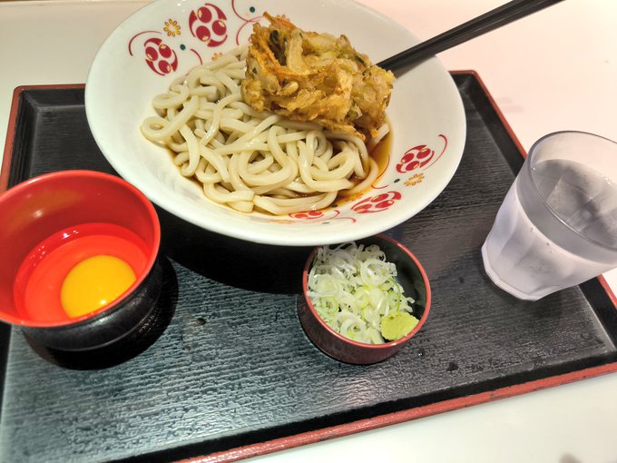秋葉原のイベント行く前に途中の大崎のいつもの蕎麦屋で休憩タイム(っ ̑౪ ̑c)ここ去年も行ったけど本当に美味しいし安いのよね 