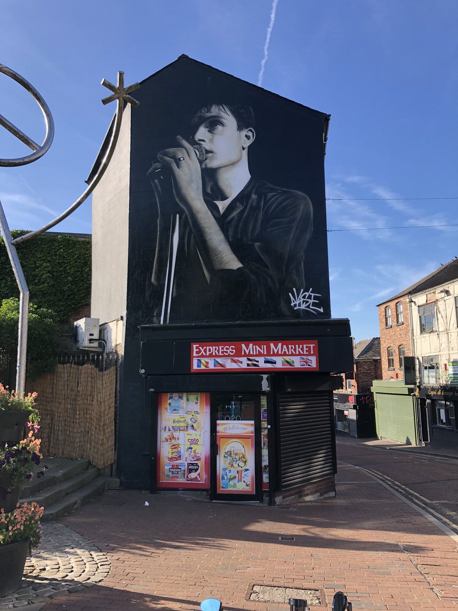 Brew time!!! ☕️🍫 
Quick stop to see this legend!

#IfYouKnowYouKnow