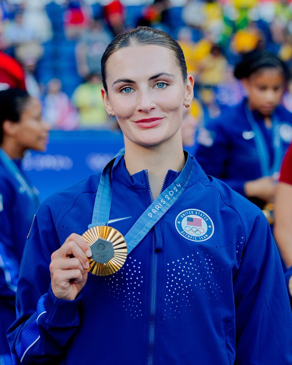Olympic Champion 🥇

We’re incredibly proud, <a href="/___emilyfox/">emily fox</a> ❤️

📸 <a href="/regzphotos/">𝑹𝒆𝒈𝒛</a>