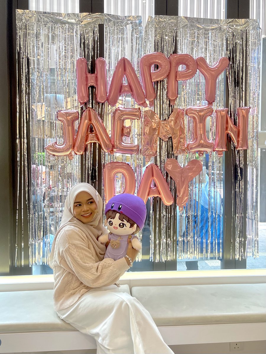 nominsideout's tweet photo. 🪄💗🎀 ࿐ ִ ۫ ⭒

#24PetalswithJaem
#BloomIntoMYjaem https://t.co/hytQj24fov
