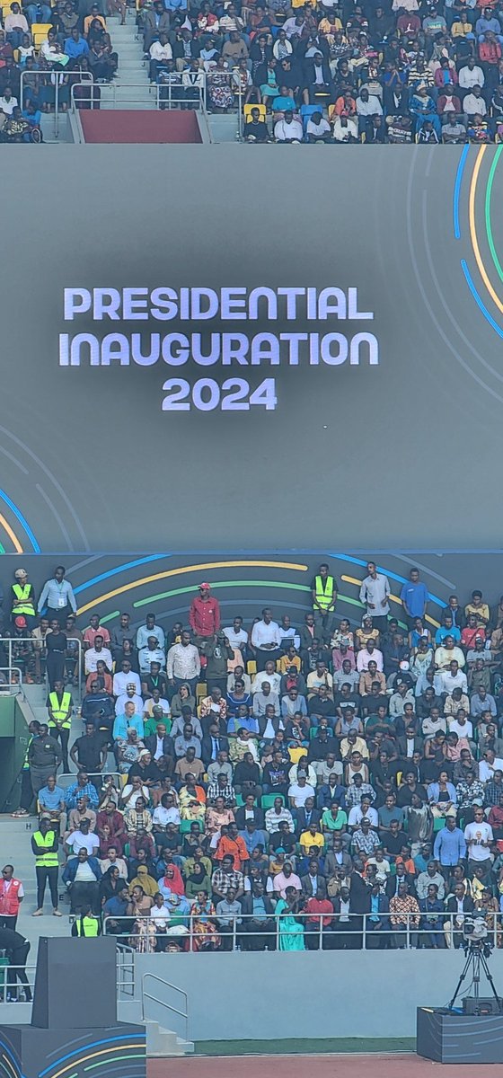 Iyamuremye_A's tweet photo. “Njya mbibwira umukobwa wanjye ngo iyo ugeze mu Rwanda ntabwo icyo ubona ari Afurika ahubwo ubona uko Afurika izaba imeze mu gihe kiri imbere.” 
Buffet https://t.co/MXuNsjKRbl
