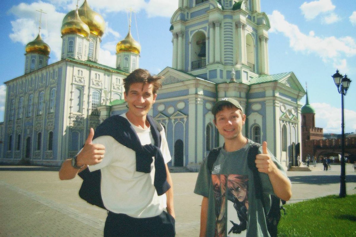 ve_ttyyy's tweet photo. дима дубин провинциальные кани��улы https://t.co/PntKJO2trV