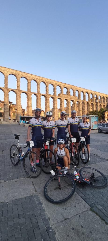 Segovia+ bici = #laperico 

Siempre con <a href="/Aresol_ER/">Aresol Renovables</a> #LacarteDental <a href="/crownsportnutri/">Crown Sport Nutrition</a> <a href="/gonzalezehijos/">Gruas GonzalezeHijos</a> <a href="/BujarrabalAses/">Bujarrabal Asesores</a> <a href="/pimiento_negro/">Pimiento Negro</a> #CRT #desde2009 haciendo #triatlon con <a href="/lariojaturismo/">La Rioja Turismo</a> y <a href="/LogronoDeporte/">Logroño Deporte</a>
♥️🤍💚💛
