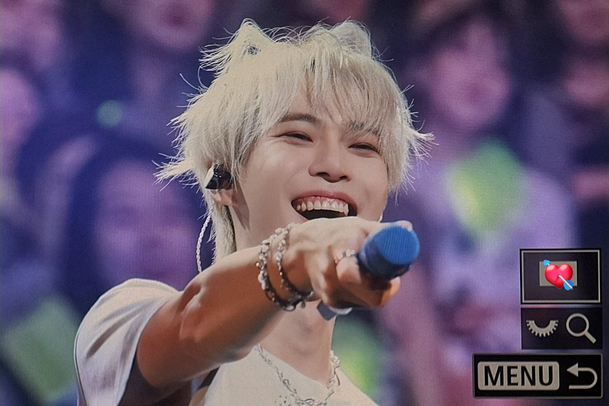 kdyfiles's tweet photo. his precious smile 🥺

DOYOUNG NAGOYA CONCERT DAY2
#DearYouthNagoya_DAY2
#ドヨンとシズニで思い出を描こう https://t.co/zbUSSfH2qL