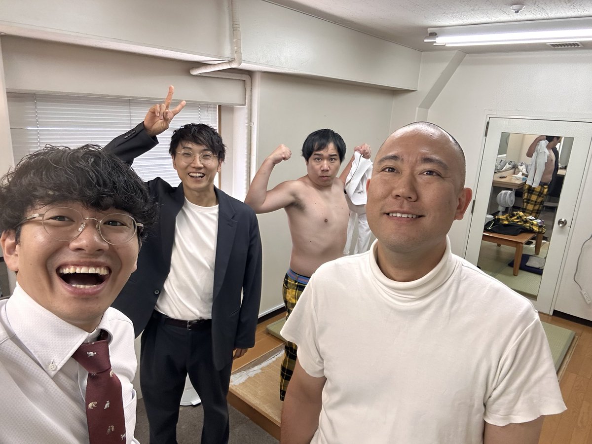 mikiasei's tweet photo. 変人の巣窟。 https://t.co/u1HhQKDueG