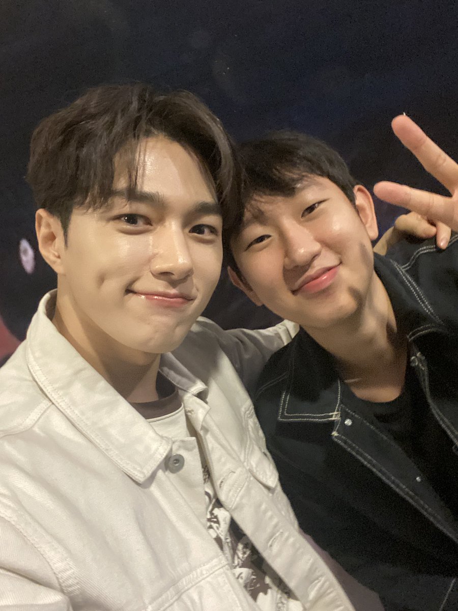 kyungminimnida's tweet photo. One of the most memorable na event so far this 2024! Thank you, Ove and Inspirit! 

Eyyyyyyy 🤙🤙🤙

#RebootinMnl #KIMMYUNGSOOREBOOTMNL #KimMyungSooinManila2024 https://t.co/E5ZyzBi2aD