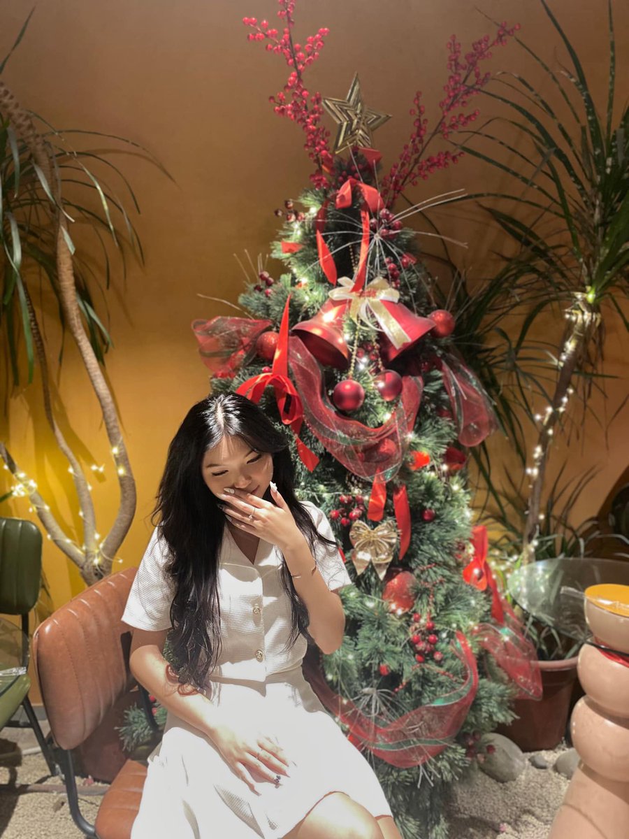 Samatha Hemler The cosmic horizon defines the limit of our observable universe.Samatha Hemler