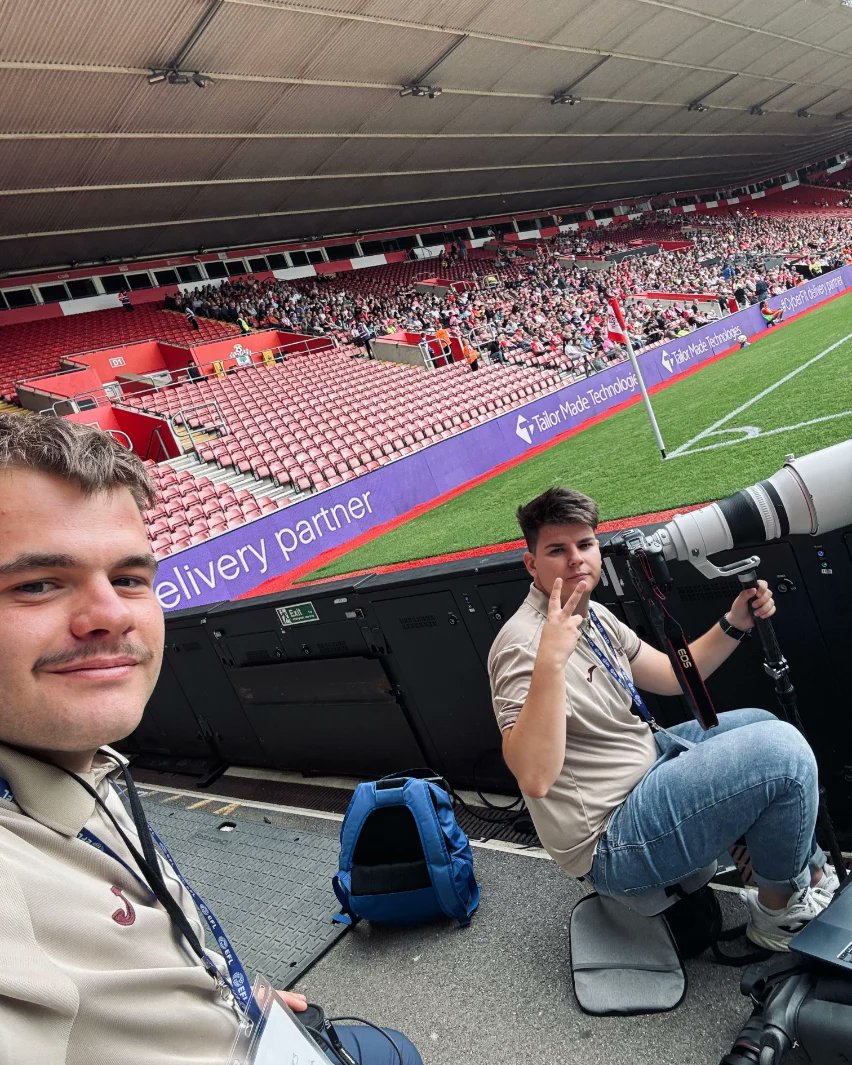 Seguimos sumando experiencias inolvidables ⚽✈️🏴󠁧󠁢󠁥󠁮󠁧󠁿

🏟️ 𝙎𝙩. 𝙈𝙖𝙧𝙮❜𝙨 𝙎𝙩𝙖𝙙𝙞𝙪𝙢 (𝙎𝙤𝙪𝙩𝙝𝙖𝙢𝙥𝙩𝙤𝙣, 𝙐𝙆)

🙏 Gracias a vuestro apoyo y cariño, azulones, sin vosotros esto no sería posible.

#QueElGetaNoPare