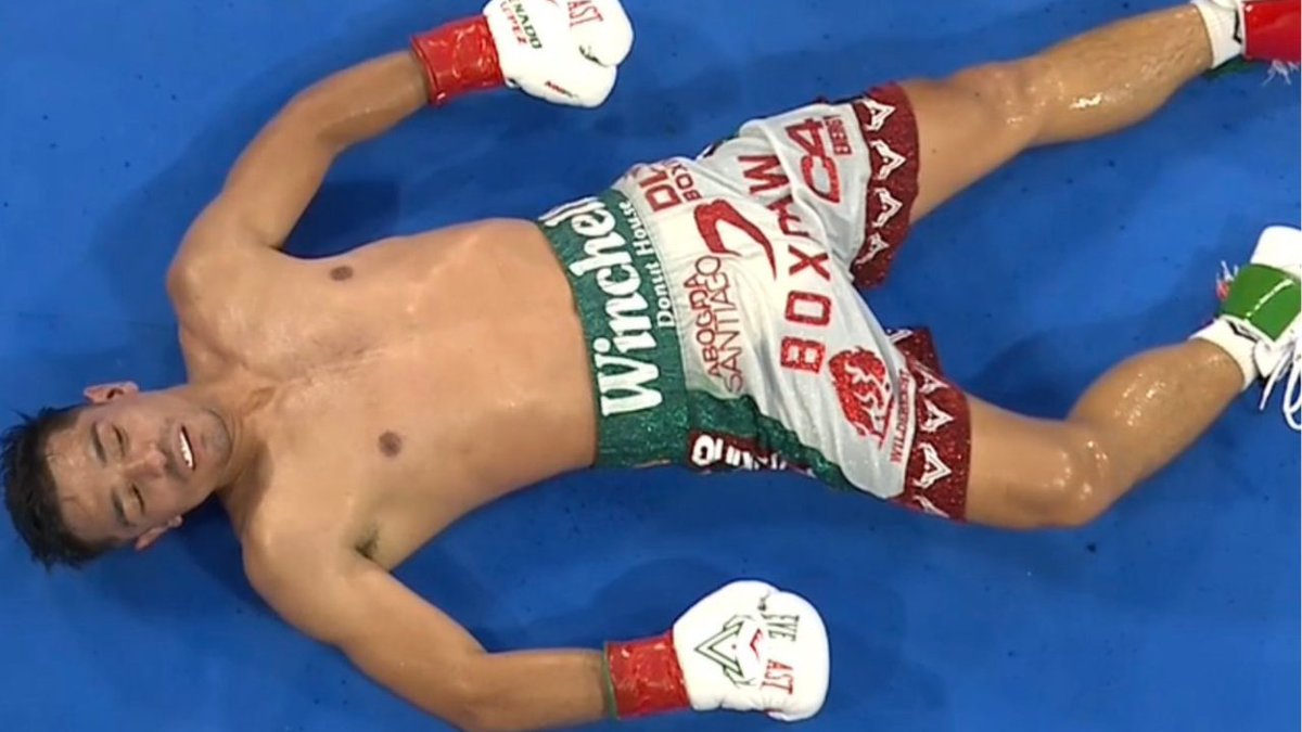 TstreeT_Contro's tweet photo. 🥶🌎 #LopezLeo #TopRankonESPN #Boxing https://t.co/mmsofN4cxg