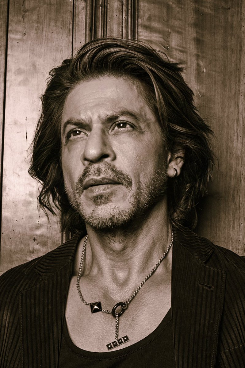 Aura ⭐️ ⭐️⭐️<a href="/iamsrk/">Shah Rukh Khan</a>