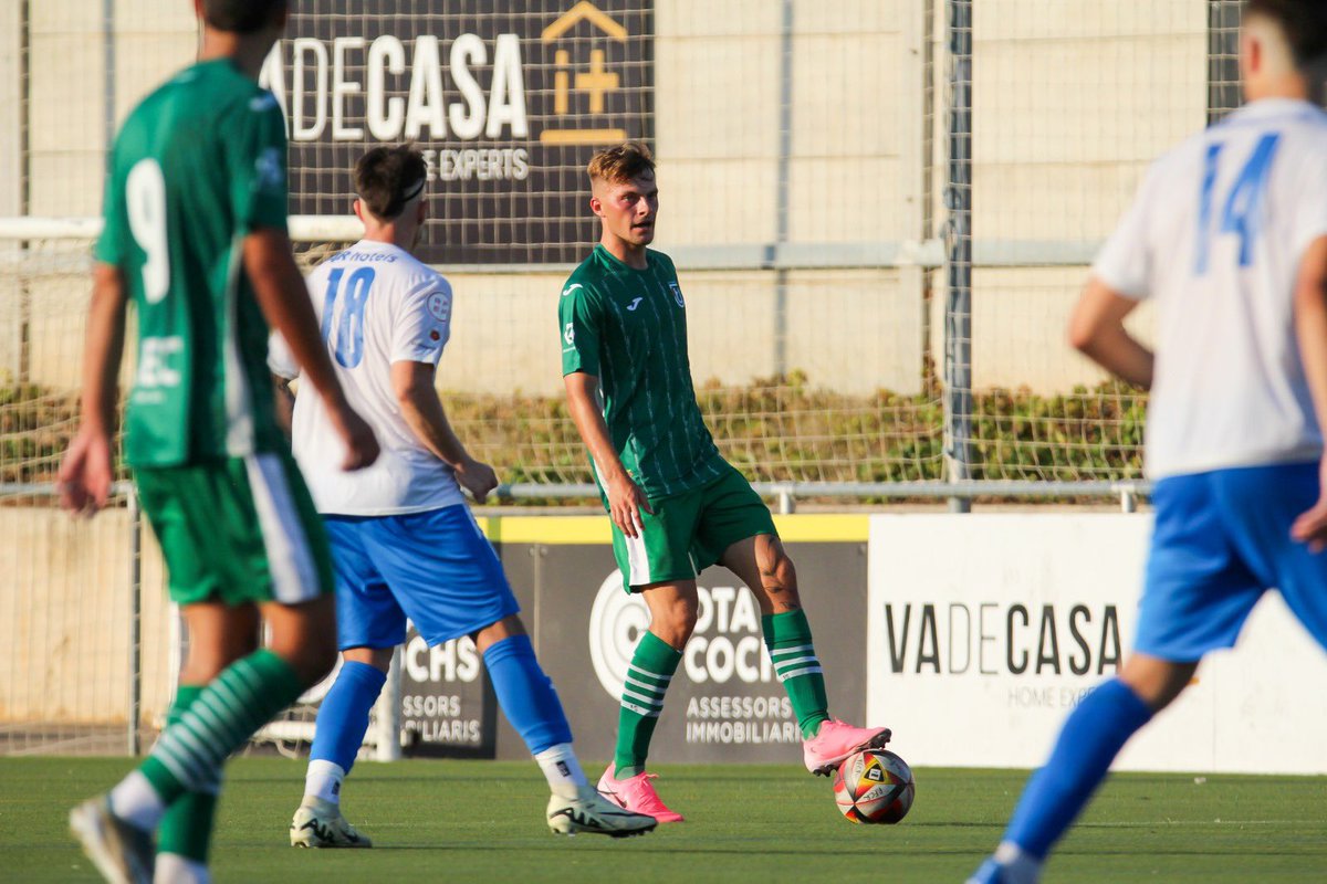 UE Cornellà 💚 tweet media
