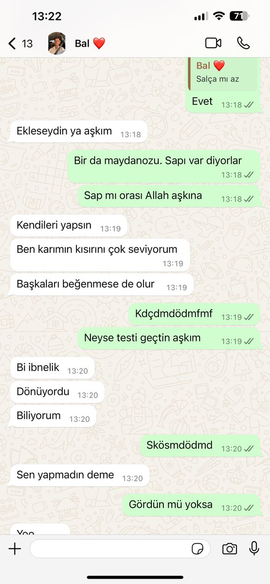 Kızlar beğenmedi deyince hemen savunması seviyorum bu çocuğu kdödmd
Çirkin kısıra da teşekkürlerimi iletiyorum