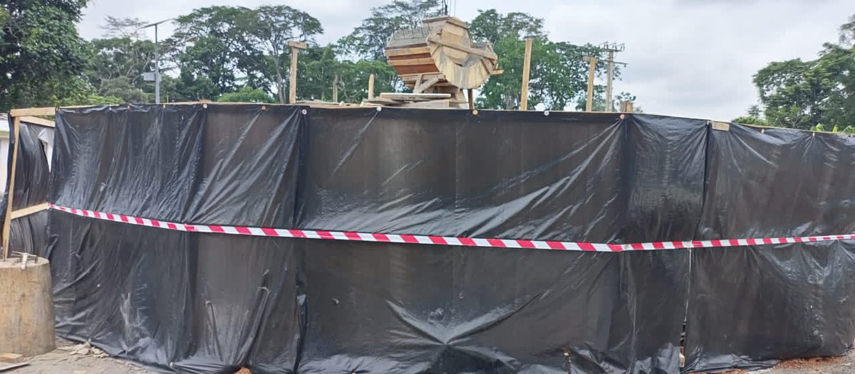 Chantier de construction du rond point ekombitié à Bikok. Chaque initiative compte!!!!
Bon dimanche!!!!