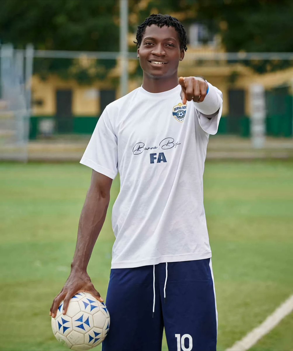 NigeriaStories's tweet photo. Wow 🤩 

Burna Boy’s  Football Academy in Lagos, Nigeria. https://t.co/YRVz1WtVvj