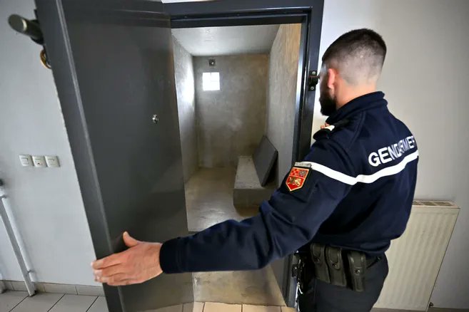 Les Infos Différentes tweet media