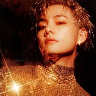 mhereonlyforbts's tweet photo. Taehyung's Love Me Again has now spent 1 full Year (366 days CONSECUTIVELY) on Global Spotify Chart becoming the FIRST and ONLY Korean Solo song to achieve this milestone and FIRST B-Side by any K-Act!!

CONGRATULATIONS TAEHYUNG
CONGRATULATIONS V
#LoveMeAgain https://t.co/hmXsf85B9L