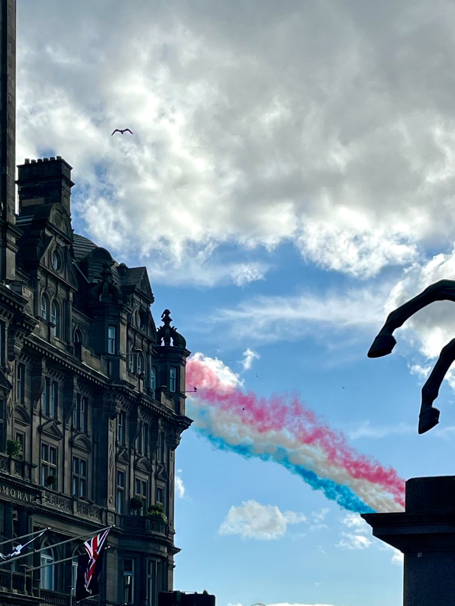 Why is Edinburgh sky celebrating pansexual pride? #edfringe2024