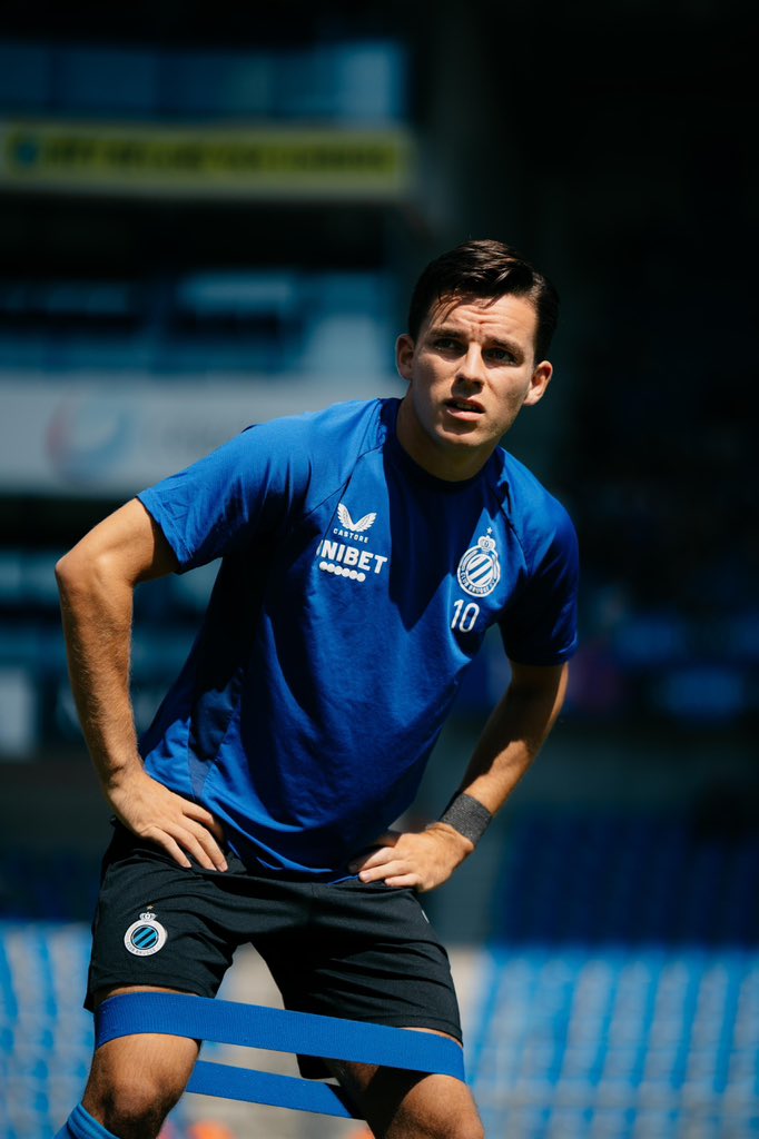 ClubBrugge's tweet photo. Focused. 👀 #GNKCLU https://t.co/5LqkjKZerO
