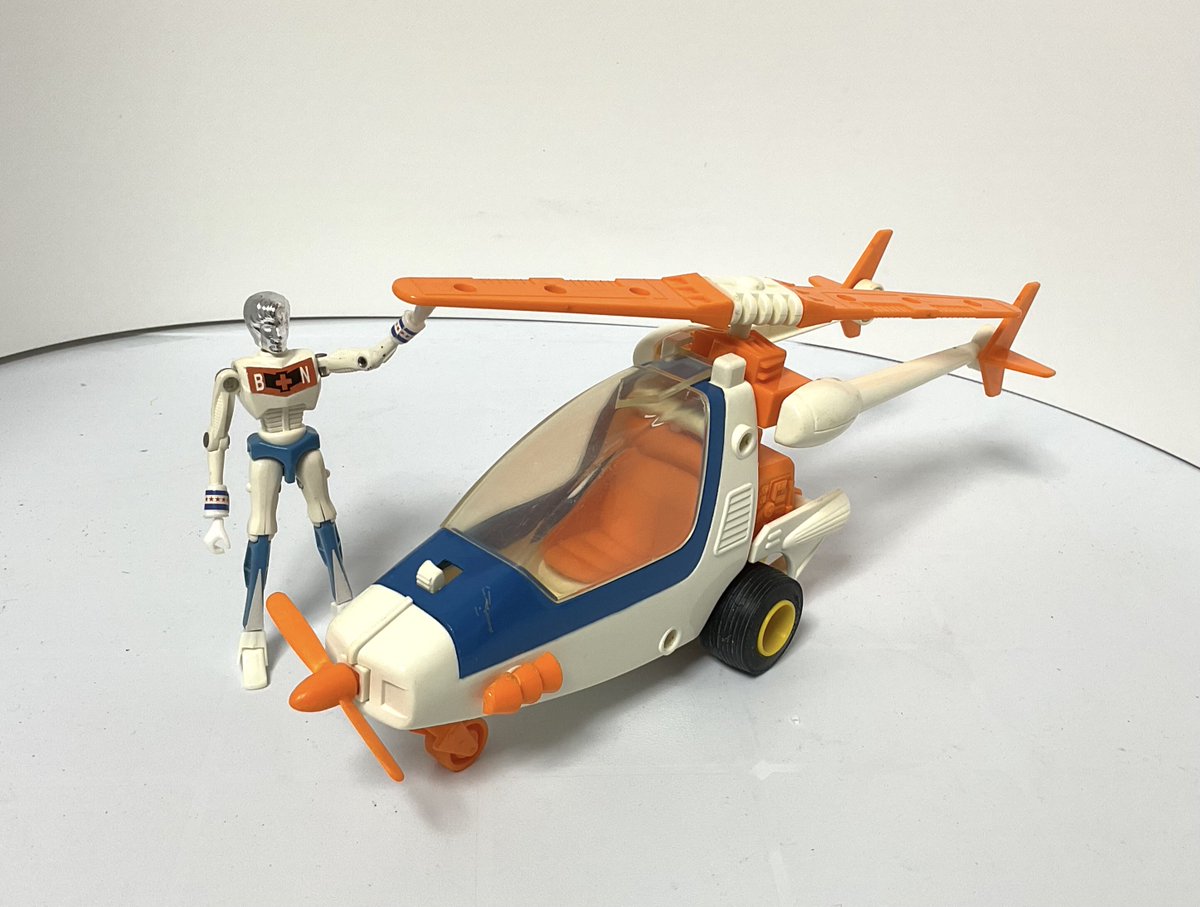 連休前に入手したミクロマンシリーズ。 遂にミクロセスナをゲットした