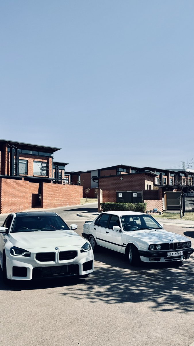 Vuittots's tweet image. Sunday