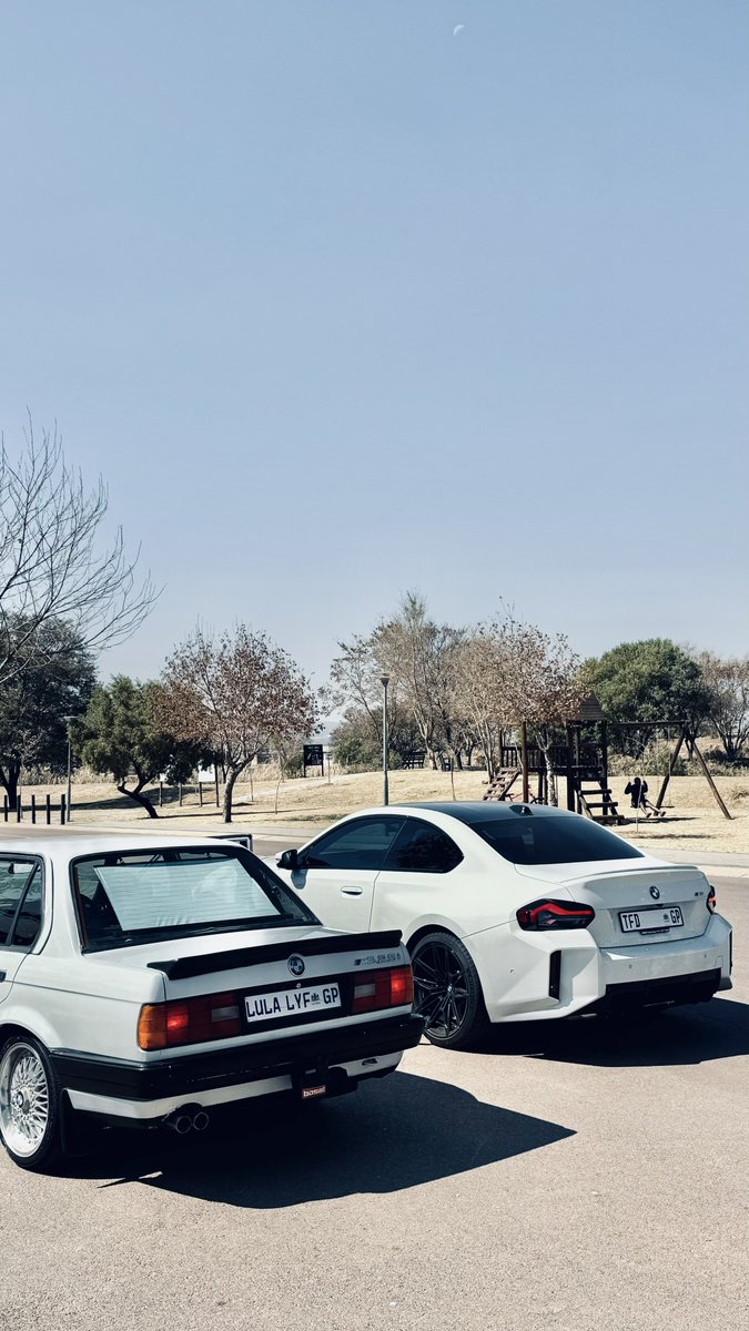 Vuittots's tweet image. Sunday