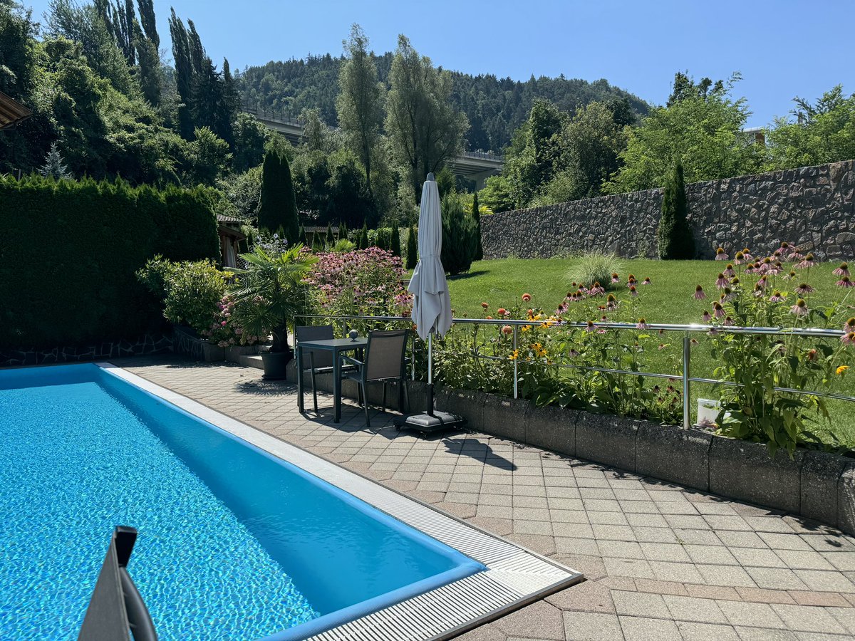 Jo Gardiner tweet media