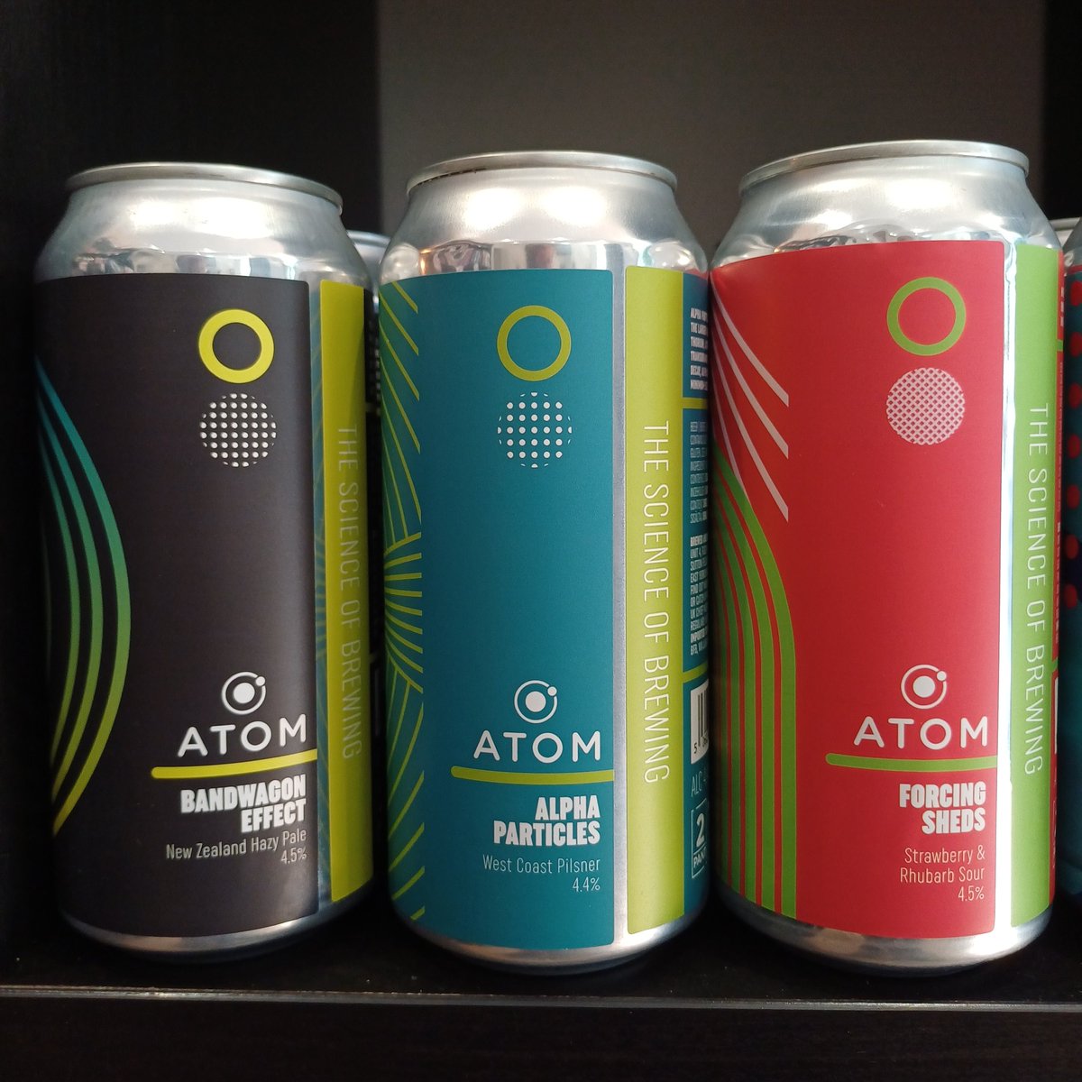 Had a queue waiting for mini kegs when I opened today!
Don't worry though, there's still a few left for this afternoons BBQ.
Open until 4pm.
 #penistonebeershop #craftnotcrap #barnsleyisbrill #indiebeershop #sheffieldissuper #shoplocal #barnsley