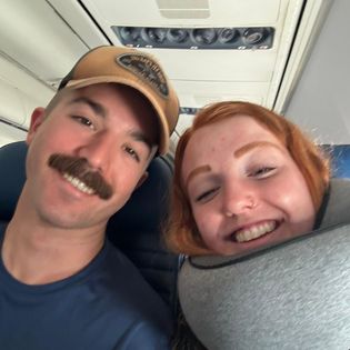 FlyHugz™ tweet media