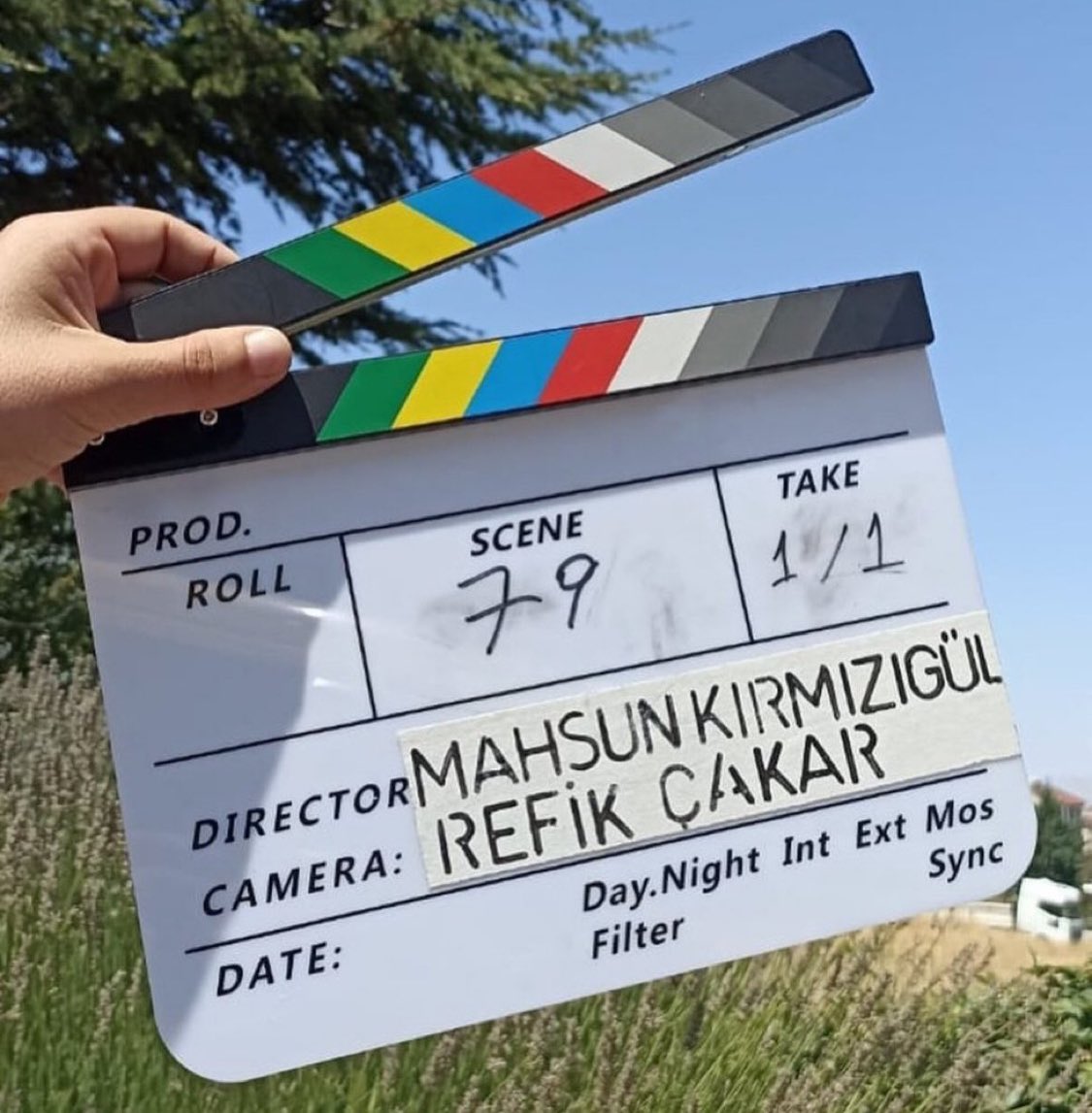 turkcats's tweet photo. Começaram as filmagens da nova série do Kanal D, #GüzelAşklarDiyarı, estrelada por #BurakBerkayAkgül, #ÖzgüKaya, #HalilErgun e #MeltemCumbul. https://t.co/jkaCj2DQIL